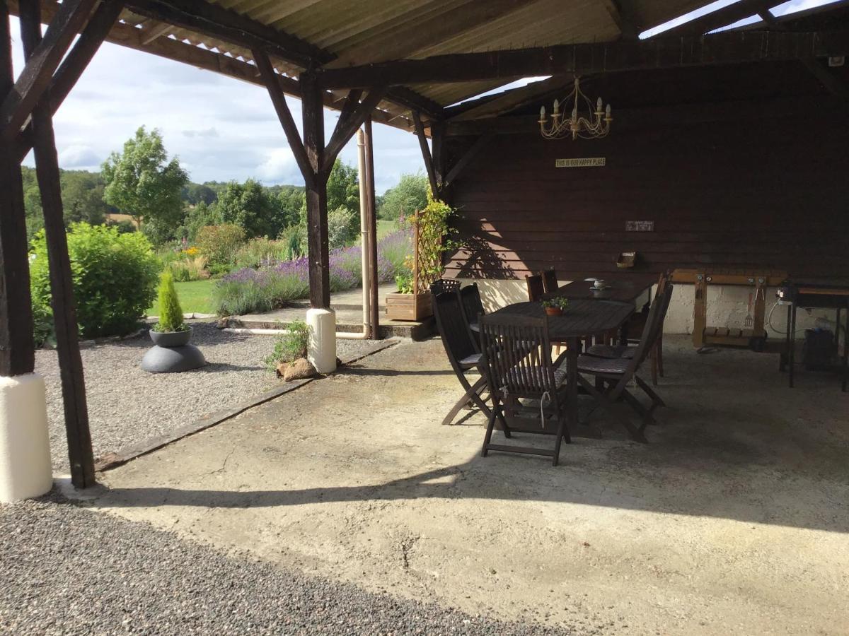 Maison La Peruse At Les Vergnes Gites Exideuil-sur-Vienne Exterior foto