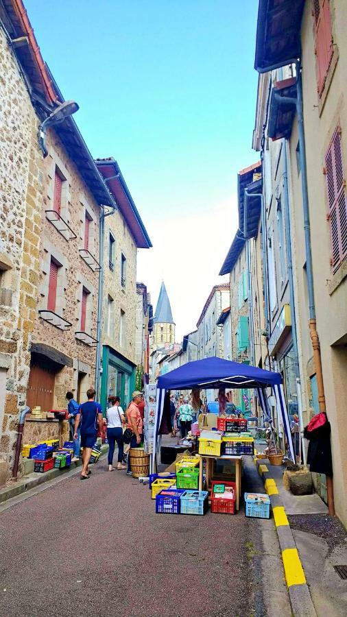 Maison La Peruse At Les Vergnes Gites Exideuil-sur-Vienne Exterior foto